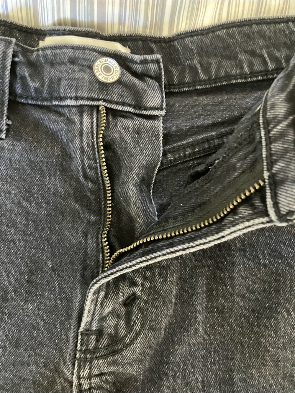 ABERCROMBIE & FITCH The Dad Shorts High Rise Black Wash Denim Size 25/0 - Picture 11 of 11